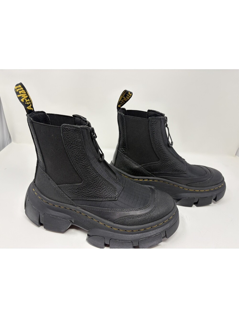 DR. MARTENS BLACK 2976 DMXL BETA ZIP CHELSEA BOOTS, MEN US 5/ WOMEN US 6 ~NEW